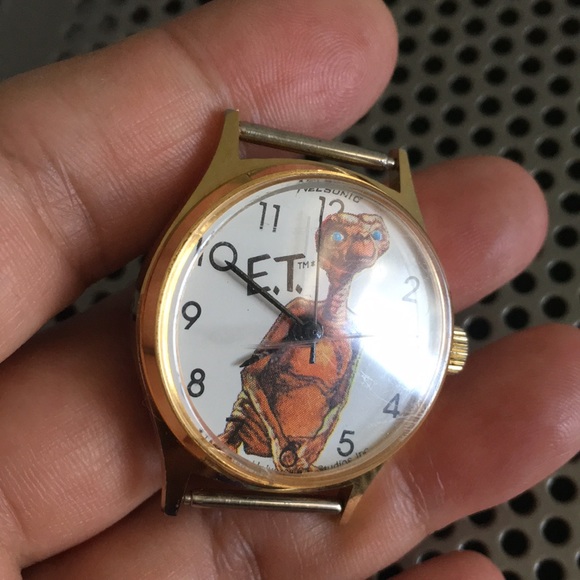 🖤1983 E.T. Windup collectible watch by Universal studio - Picture 3 of 17
